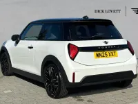 Used Mini Cooper S Hatch 201 HP (147 kW) 2025 White Hatchback