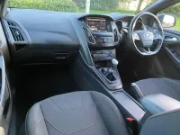 Used Ford Focus ST-Line 125 HP (91 kW) 2016 Grey Hatchback
