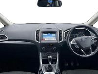 Używany Ford S-MAX Titanium 150 KM (110 kW) 2017 Srebrny Minivan
