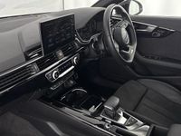 Used Audi A4 Black Edition 150 HP (110 kW) 2022 White Sedan