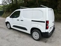 Used Vauxhall Combo 100 HP (73 kW) 2022 White MPV