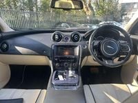 Used Jaguar XJ Portfolio 275 HP (202 kW) 2012 Black Sedan