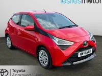 Used Toyota Aygo X-play 72 HP (52 kW) 2021 Red Hatchback