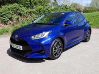 Used Toyota Yaris Hybrid Design 113 HP (83 kW) 2023 Blue Hatchback