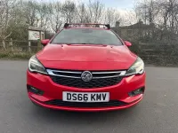 Used Vauxhall Astra SRi 105 HP (77 kW) 2016 Red Hatchback