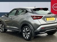 Begagnad Nissan Juke Acenta 114 HK (83 kW) 2022 Grå SUV