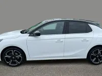 Second-hand Vauxhall Corsa Edition 100 CP (73 kW) 2022 Alb Hatchback
