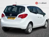 Used Vauxhall Meriva 100 HP (73 kW) 2015 White MPV