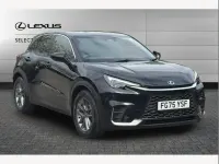Używany Lexus LBX 136 KM (100 kW) 2025 Czerwony SUV