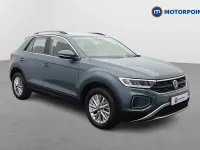 Used VW T-Roc Life 110 HP (80 kW) 2023 Blue SUV