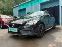 Used Volvo V40 2016 Black Hatchback