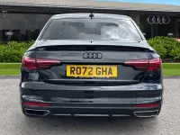 Usado Audi A4 Black Edition 163 HP (119 kW) 2022 Preto Sedan