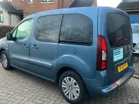 Second-hand Peugeot TePee S 2015 Albastru Monovolum