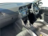 Usado VW Tiguan R-line 150 HP (110 kW) 2022 Branco SUV