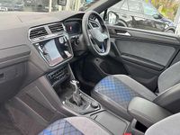 Używany VW Tiguan R 320 KM (235 kW) 2021 Biały SUV