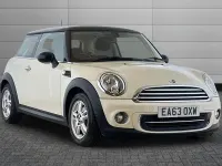 Used Mini Cooper Hatch 120 HP (88 kW) 2013 Pepper white Hatchback