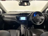 Used Toyota Auris Hybrid 2018 Blue Estate