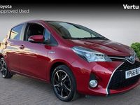 Used Toyota Yaris Hybrid Design 101 HP (74 kW) 2016 Red Hatchback