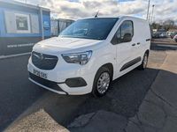 Used Vauxhall Combo Sportive 100 HP (73 kW) 2020 White MPV
