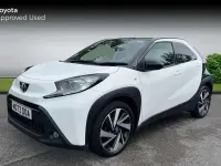 Used Toyota Aygo X 72 HP (52 kW) 2023 White SUV