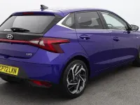 Used Hyundai i20 Premium 100 HP (73 kW) 2023 Blue Hatchback