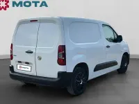 Used Vauxhall Combo Edition 102 HP (75 kW) 2019 White MPV