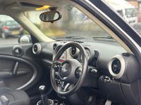 Begagnad Mini Cooper S 2012 Vit Halvkombi
