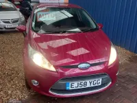 Second-hand Ford Fiesta Titanium 96 CP (70 kW) 2009 Roșu Hatchback