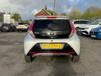 Used Toyota Aygo x-press 2018 Silver Hatchback