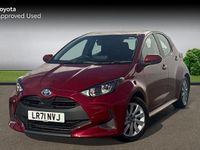 Used Toyota Yaris Hybrid 116 HP (85 kW) 2021 Tokyo red Hatchback