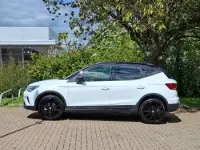 New Seat Arona FR 115 HP (84 kW) 2026 Metallic  desire red with black roof SUV