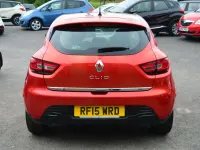 Used Renault Clio Dynamique 75 HP (55 kW) 2015 Red Hatchback