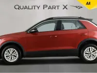 Usado VW T-Roc Life 150 CV (110 kW) 2024 Rojo SUV