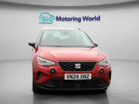Usado Seat Arona FR 116 CV (85 kW) 2024 Rojo SUV