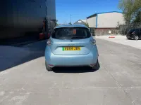Begagnad Renault Zoe Dynamique 64 kW (88 HK) 2014 Blå Halvkombi