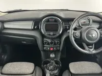 Used Mini Cooper Hatch 134 HP (98 kW) 2017 Red Hatchback