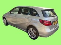 Used Mercedes B200 Premium Plus 156 HP (114 kW) 2015 Silver MPV