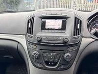 Second-hand Vauxhall Insignia Design Edition 170 CP (125 kW) 2017 Alb Hatchback