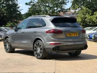 Used Porsche Cayenne Turbo 545 HP (400 kW) 2017 Grey SUV
