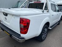 used Nissan Navara 2.3 dCi Tekna Auto 4WD Euro 6 4dr