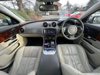 used Jaguar XJ D V6 PREMIUM LUXURY Saloon 2013