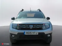 Usado Dacia Duster Ambiance 110 HP (80 kW) 2015 Prateado SUV