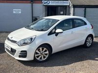 Used Kia Rio 2017 White Hatchback