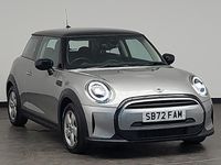Usado Mini Cooper Classic 136 HP (100 kW) 2023 Prateado Citadino