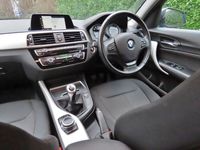 Used BMW 118 Sport Line 136 HP (100 kW) 2019 Blue Hatchback