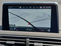 Usado Peugeot 5008 Allure 130 HP (95 kW) 2019 Cinzento SUV
