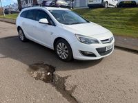 Used Vauxhall Astra Elite 2014 White Estate