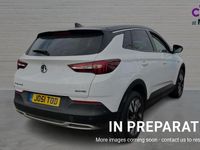 Used Vauxhall Grandland X SRi 130 HP (95 kW) 2020 White SUV