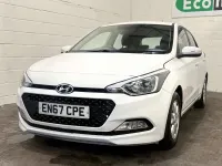 Used Hyundai i20 SE 100 HP (73 kW) 2018 White Hatchback