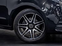 Usado Mercedes V300 AMG line 2023 Preto Monovolume